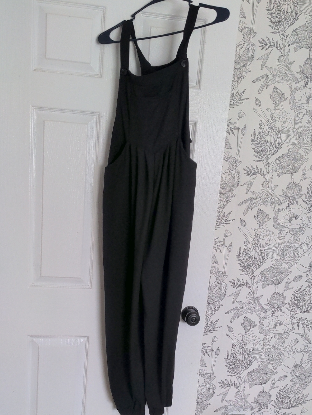 HALARA Black Relaxed Jumpsuit with Pockets